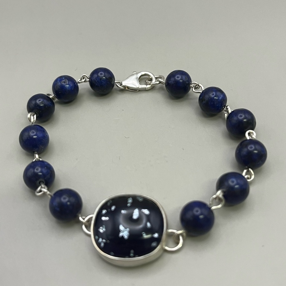 Blue Lapis Lazuli and Sterling Silver Bracelet with Fused Glass Focal Accent - Picture 3 of 3